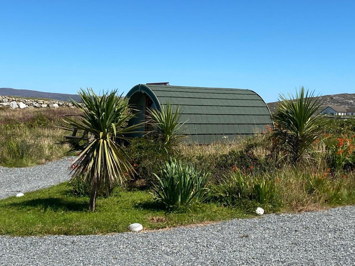 Earls View Pod Hotel Carna Exterior photo