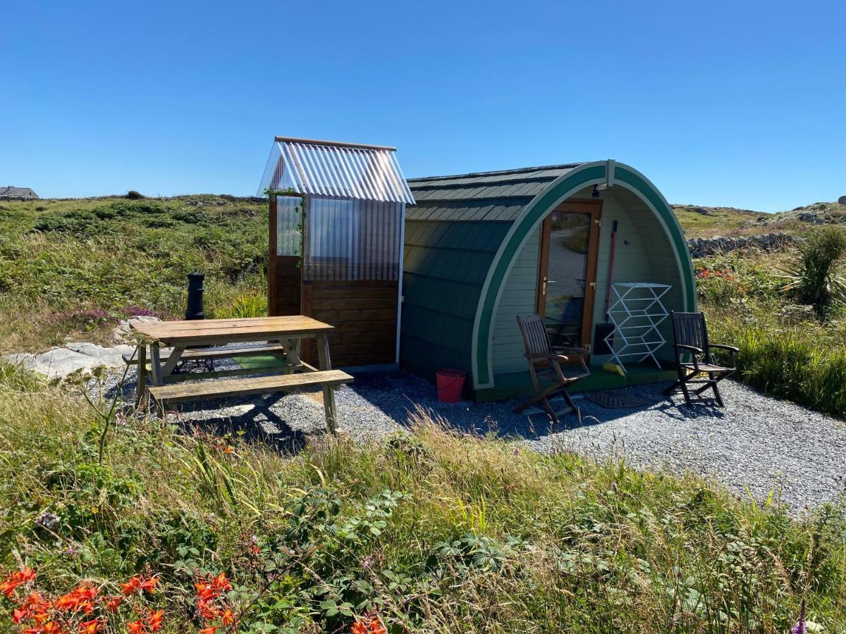 Earls View Pod Hotel Carna Exterior photo