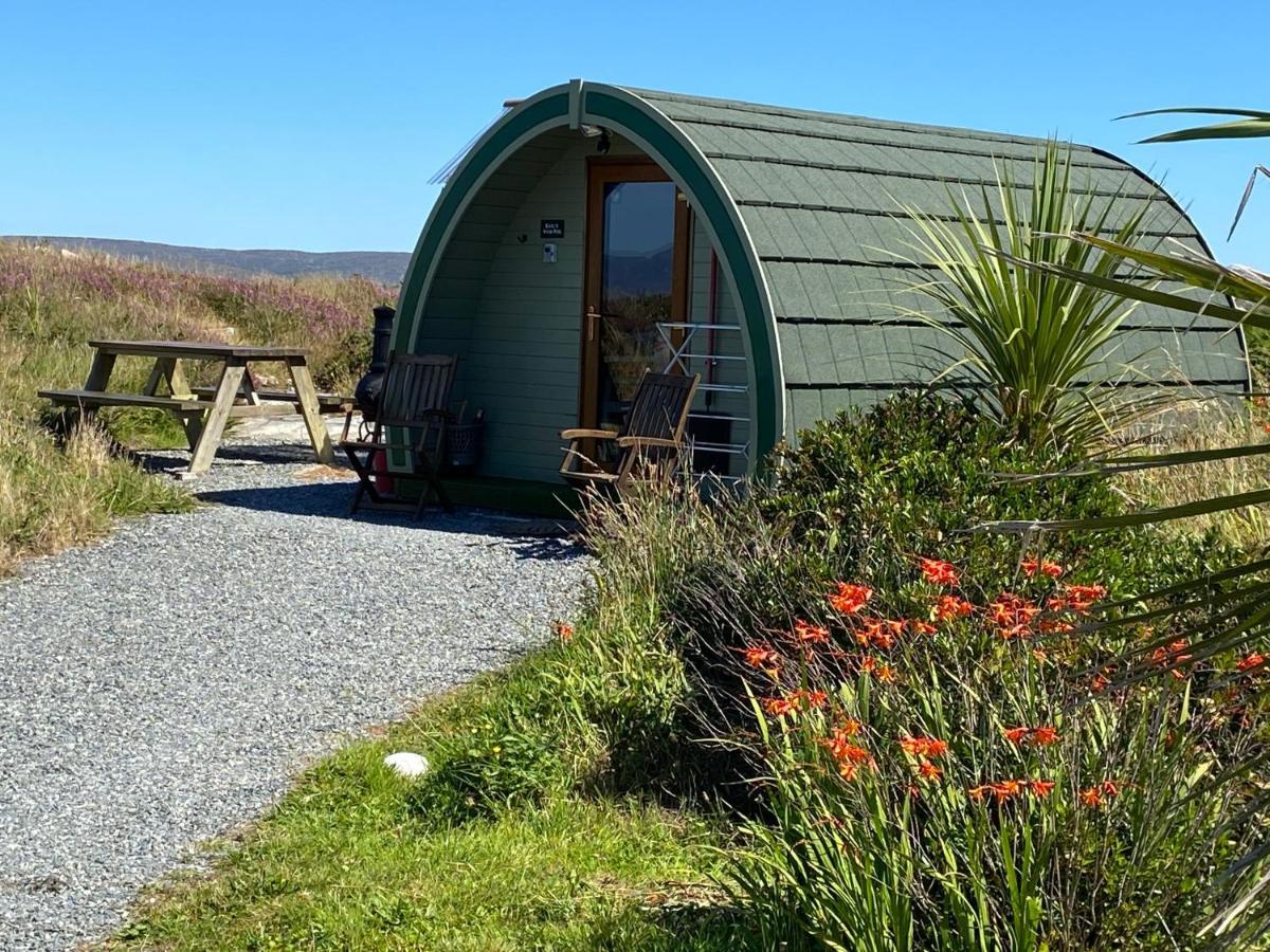 Earls View Pod Hotel Carna Exterior photo