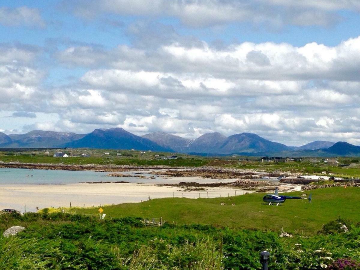 Earls View Pod Hotel Carna Exterior photo