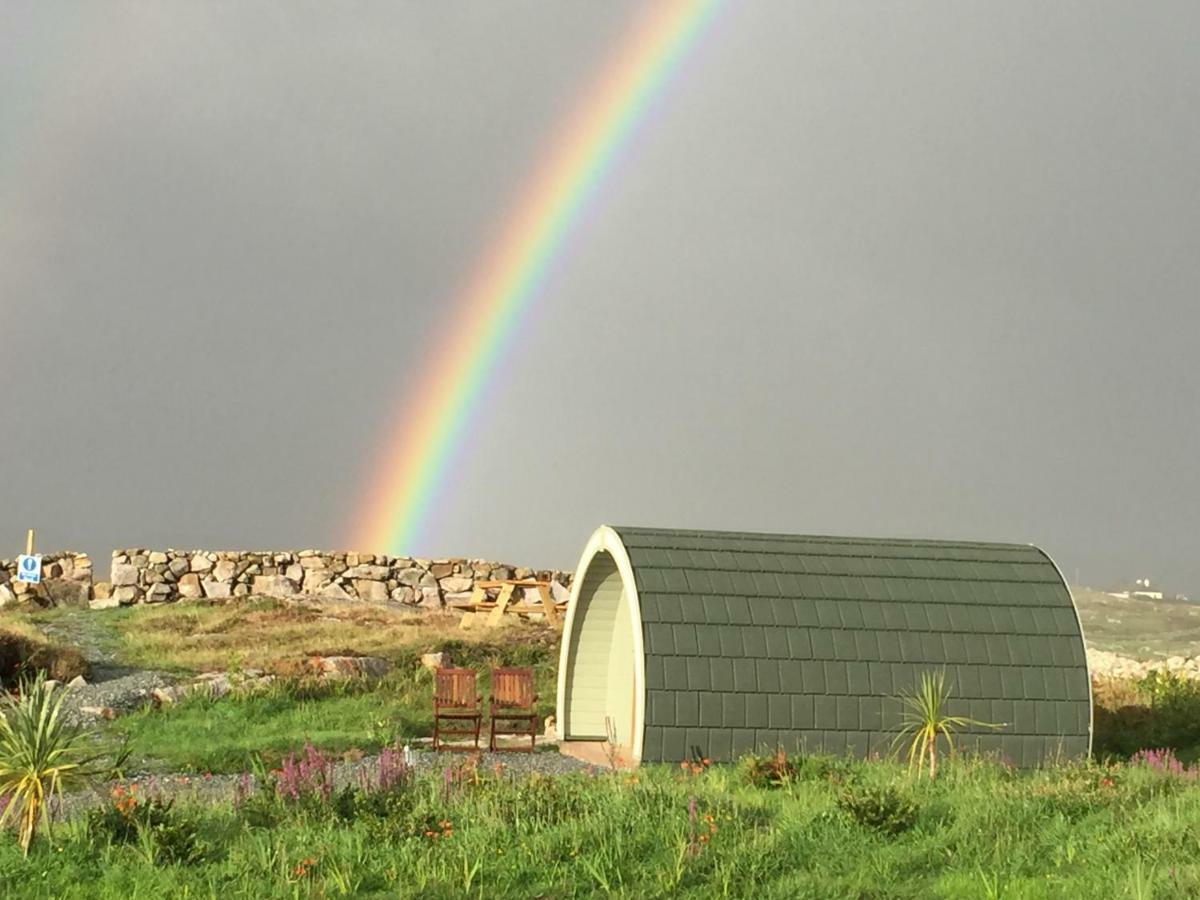 Earls View Pod Hotel Carna Exterior photo