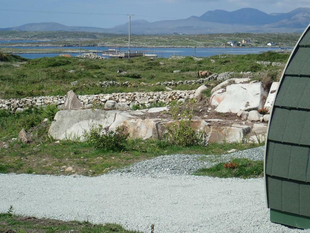 Earls View Pod Hotel Carna Exterior photo